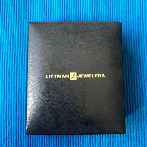 LITMAN JEWELERS Men’s Stainless Steel Pendant/Chain Engraved “In My Heart” - Picture 6 of 11